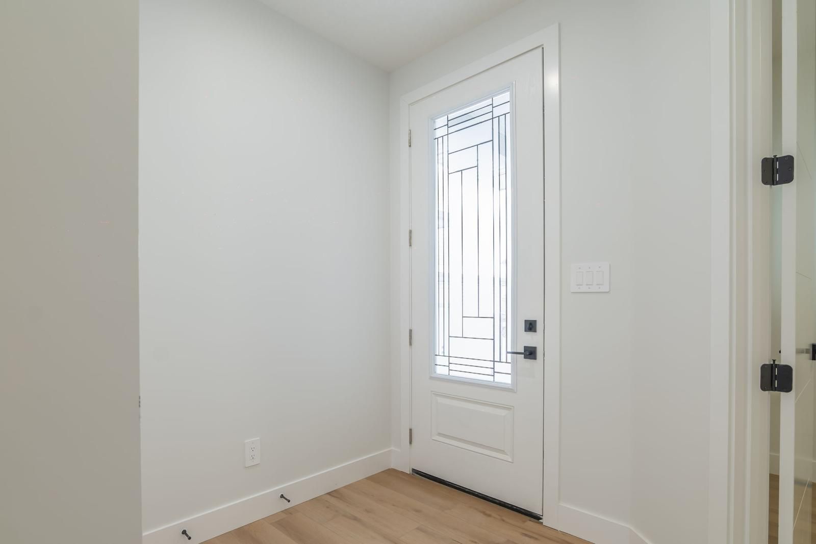 Home 1 - Image 4